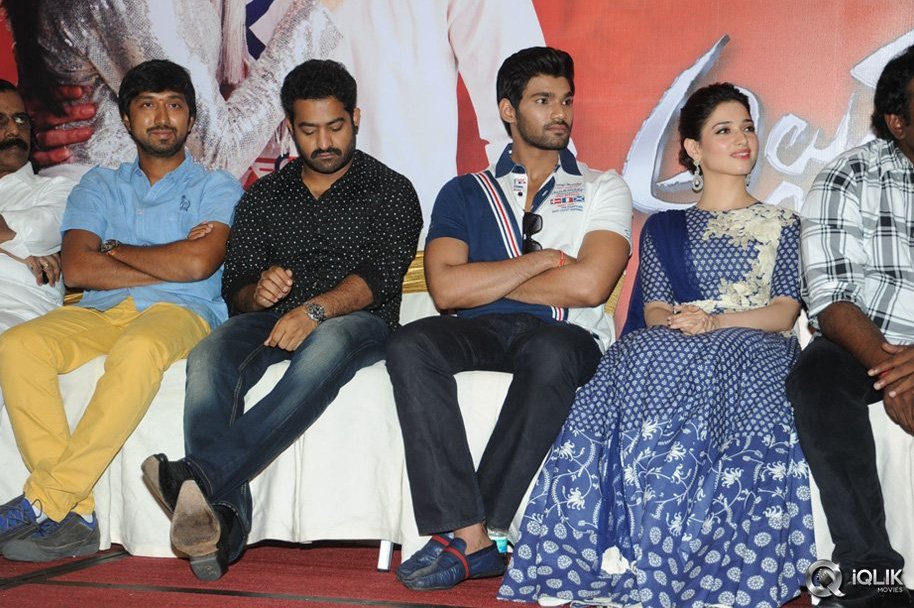 Alludu-Seenu-Movie-Platinum-Disc-Function